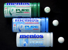 100524-mentos.jpg