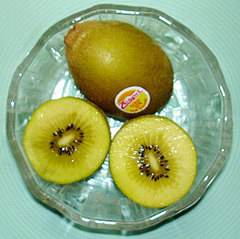 100726-golden-kiwi-2.jpg