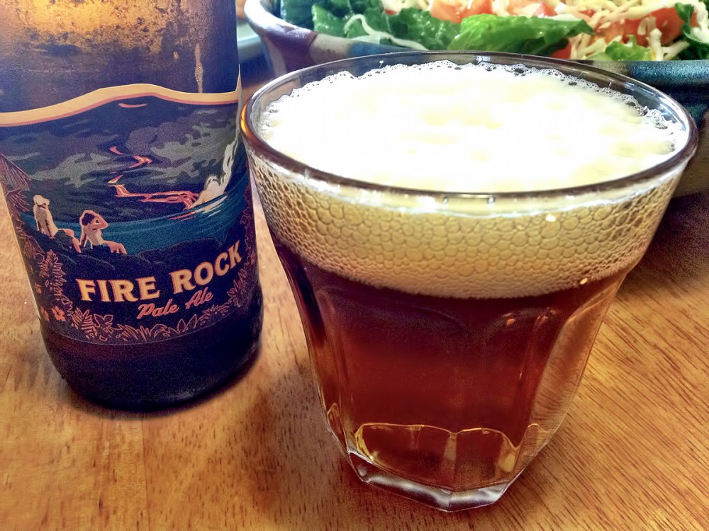 Kona Brewing Co.のFire Rock。美味しいですねぇ。