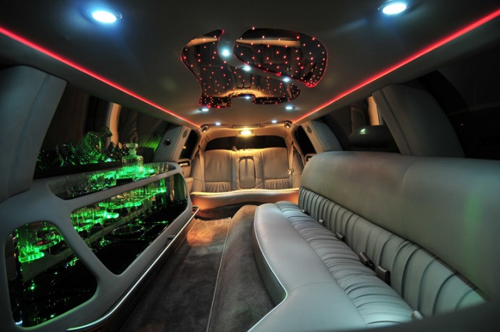 LADIESlimo_02