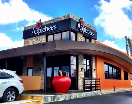 グアムにオープンしたアップルビーズ(Applebee's)